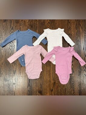 Carters Long Sleeve Bodysuits 12M